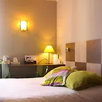 Hotel Kyriad Restaurant Centre 3*