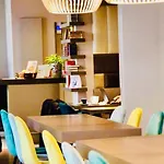 Kyriad Restaurant Centre فيشي