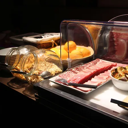 Kyriad Restaurant Centre فندق فيشي