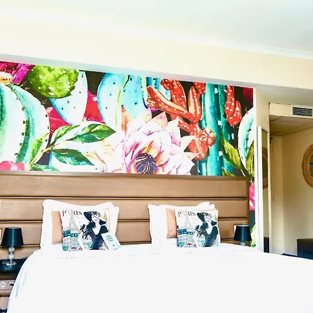 Hotel Kyriad Restaurant Centre 3*