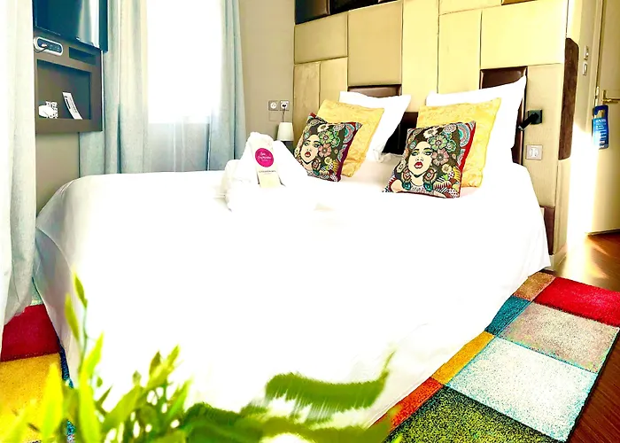 Kyriad Restaurant Centre 비시