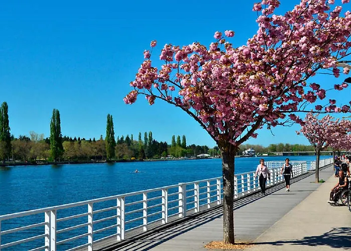 Hotel Kyriad Restaurant Centre 3*