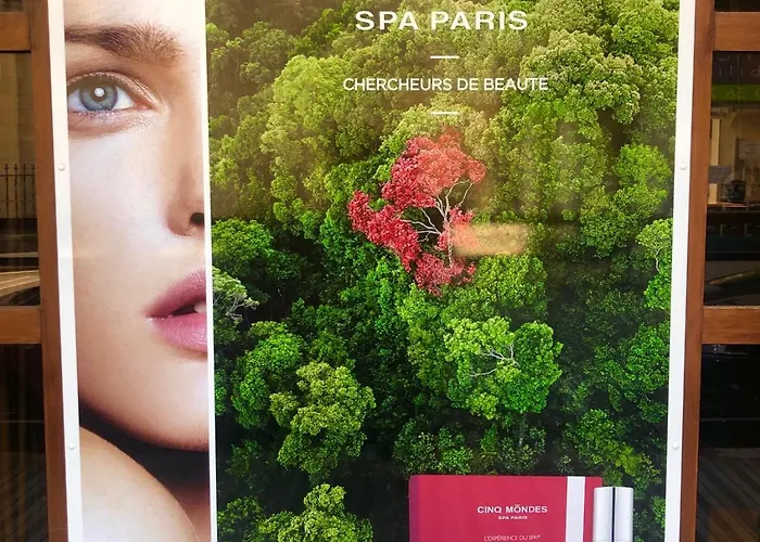 Kyriad Restaurant Centre Hotel