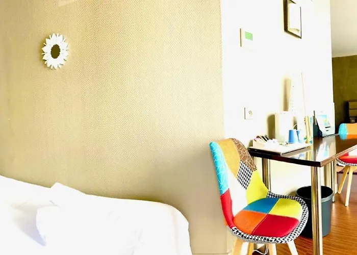 Kyriad Restaurant Centre Hotel 3*