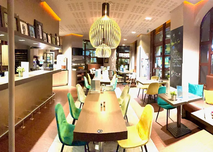 Hotel Kyriad Restaurant Centre 3*